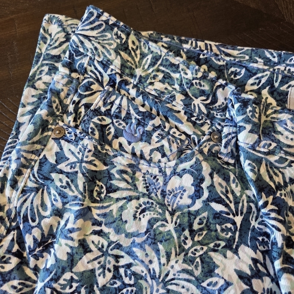 Capri Jeans Blue & White Floral Print - NWT Size 16 - Picture 4 of 10